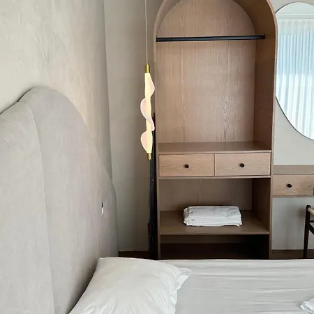 Appartamento Sea View Flat With Jacuzzi