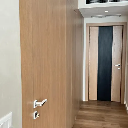 Appartamento Sea View Flat With Jacuzzi Durrës
