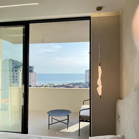Sea View Flat With Jacuzzi Appartamento Durrës