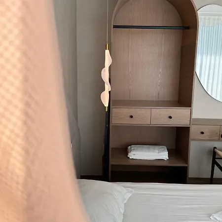 Sea View Flat With Jacuzzi Durrës