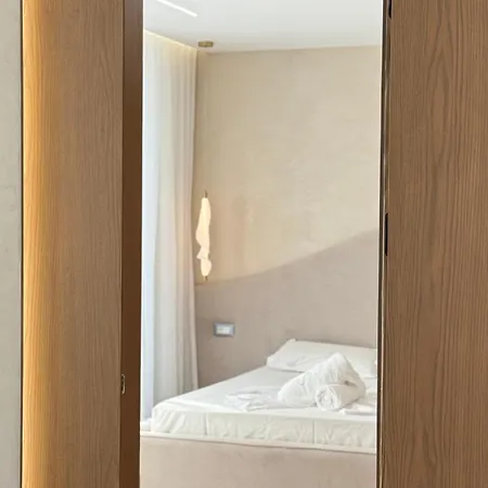 Appartamento Sea View Flat With Jacuzzi